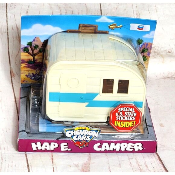 Mint Condition 2006 Vintage The Chevron Cars Hap E. Camper with Hitch & Original - Picture 1 of 12